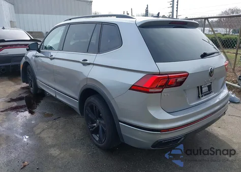 2024 Volkswagen Tiguan 2.0T Se R-Line Black z USA, uszkodzony, nr VIN 3VVCB7AX7RM229380
